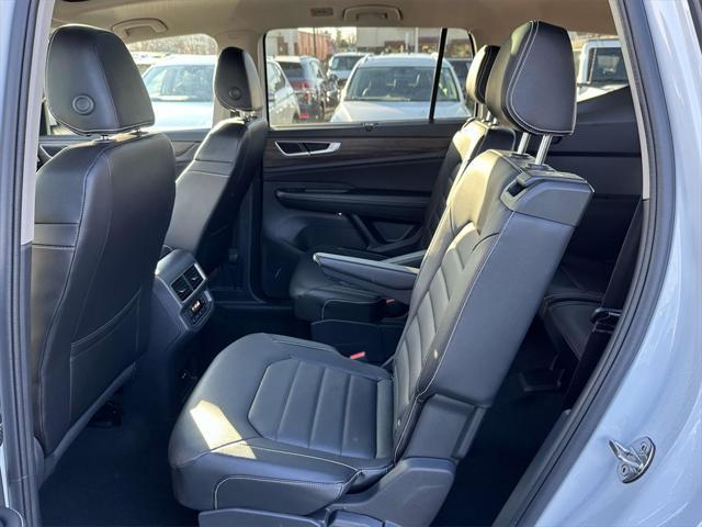 used 2024 Volkswagen Atlas car, priced at $41,997