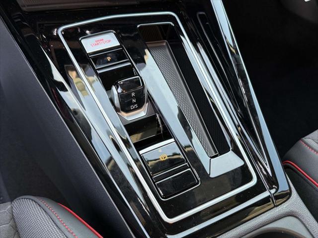 new 2025 Volkswagen Golf GTI car, priced at $37,722