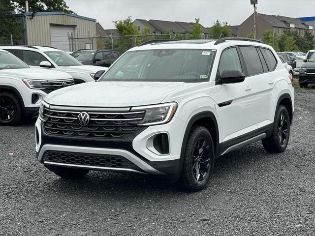 new 2024 Volkswagen Atlas car, priced at $43,536