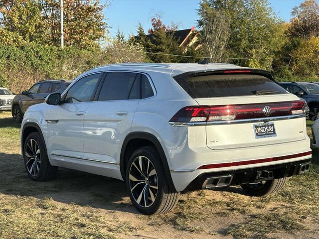 new 2025 Volkswagen Atlas Cross Sport car, priced at $51,333