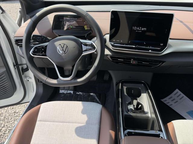 new 2025 Volkswagen ID.4 car, priced at $40,635