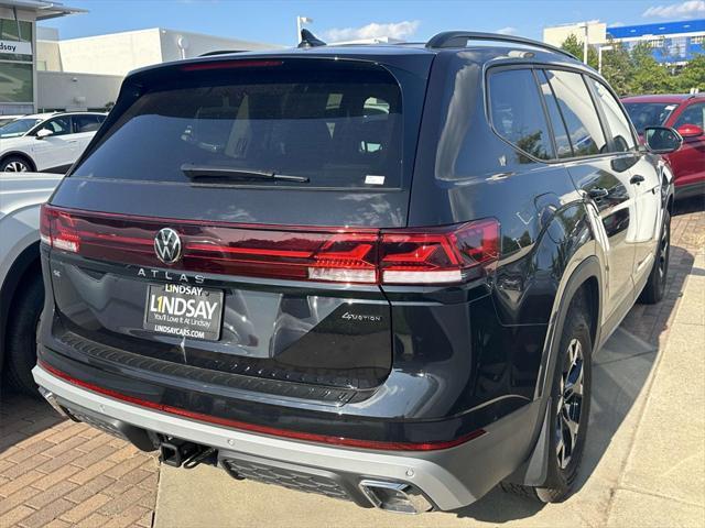 new 2024 Volkswagen Atlas car, priced at $43,726