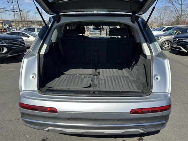 used 2023 Audi Q7 car, priced at $39,997