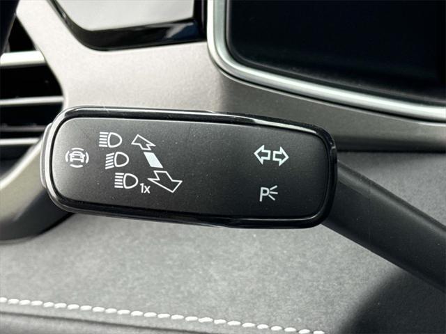 new 2025 Volkswagen Taos car, priced at $32,633
