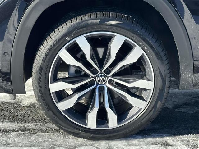 used 2022 Volkswagen Atlas car, priced at $36,997