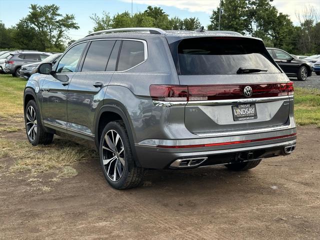 new 2024 Volkswagen Atlas car, priced at $49,718