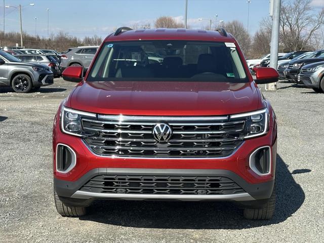 new 2025 Volkswagen Atlas car, priced at $43,570