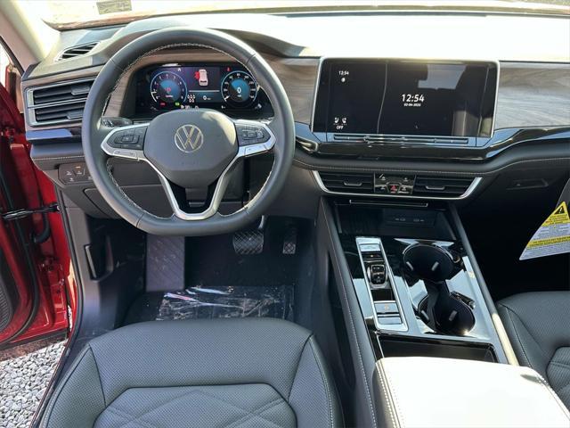 new 2025 Volkswagen Atlas car, priced at $43,570