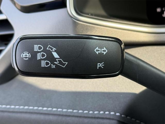 new 2025 Volkswagen Taos car, priced at $33,070