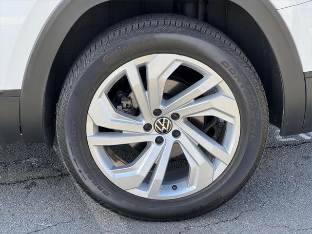 used 2021 Volkswagen Atlas car, priced at $25,997