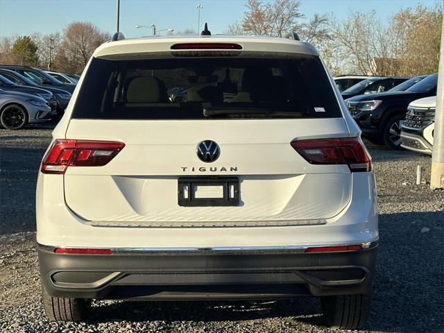 new 2024 Volkswagen Tiguan car, priced at $26,489