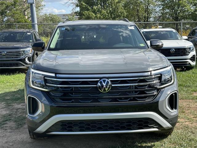 new 2024 Volkswagen Atlas car, priced at $44,105