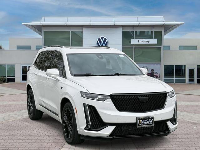 used 2022 Cadillac XT6 car, priced at $39,777