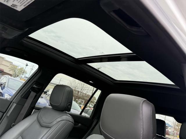 used 2022 Cadillac XT6 car, priced at $41,557