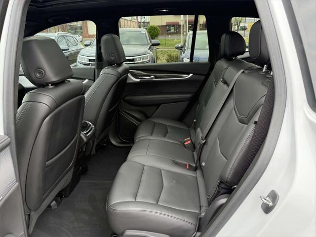 used 2022 Cadillac XT6 car, priced at $41,557