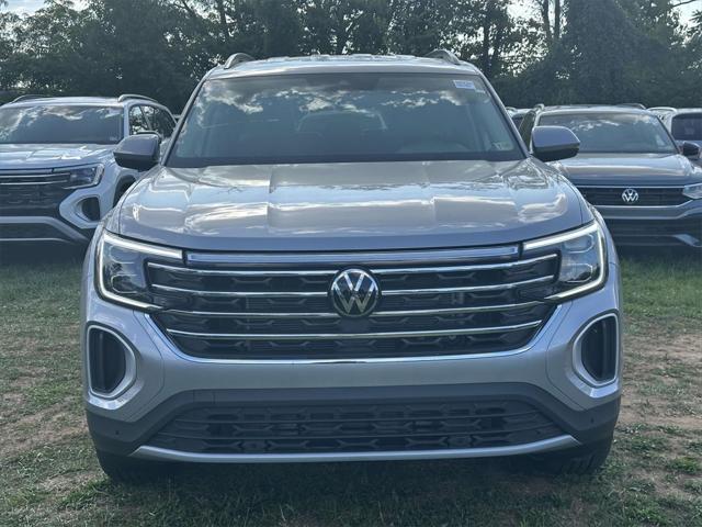 new 2024 Volkswagen Atlas car, priced at $39,558