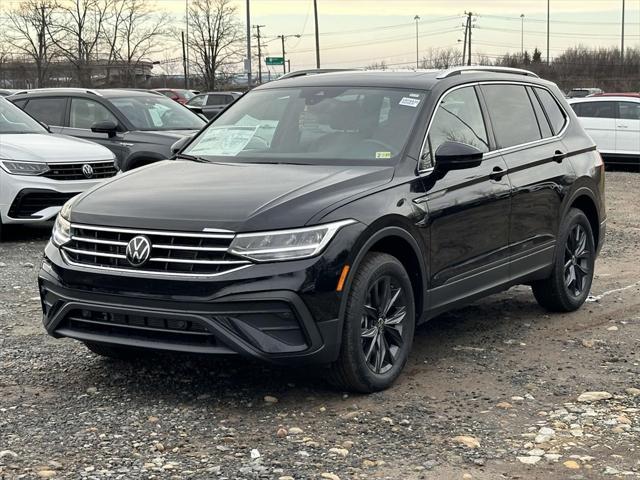 new 2024 Volkswagen Tiguan car, priced at $33,245