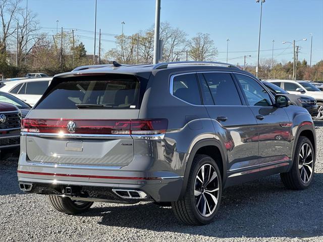 new 2025 Volkswagen Atlas car, priced at $52,017