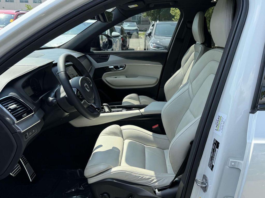 used 2022 Volvo XC90 Recharge Plug-In Hybrid car, priced at $44,997