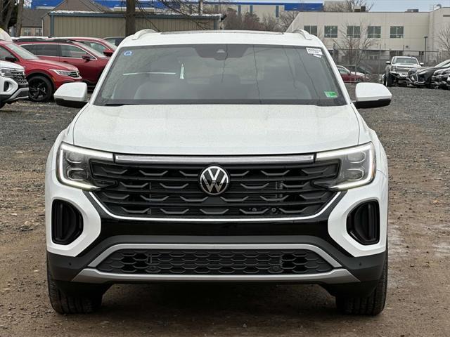 new 2025 Volkswagen Atlas Cross Sport car, priced at $46,086