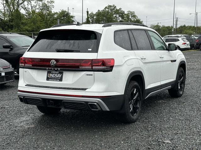 new 2024 Volkswagen Atlas car, priced at $44,324