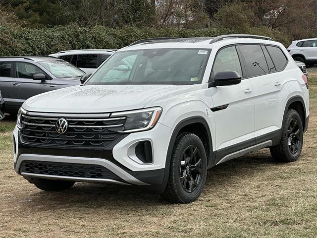 new 2025 Volkswagen Atlas car, priced at $45,692