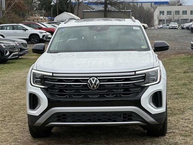 new 2025 Volkswagen Atlas car, priced at $45,692