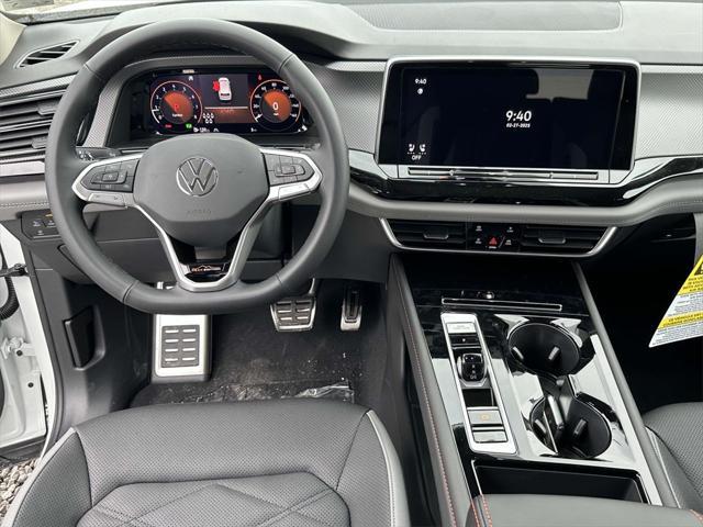new 2025 Volkswagen Atlas car, priced at $44,784