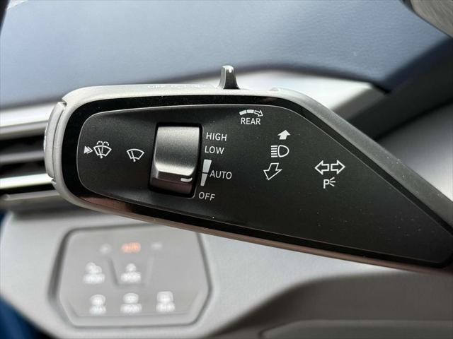new 2025 Volkswagen ID.4 car, priced at $52,443