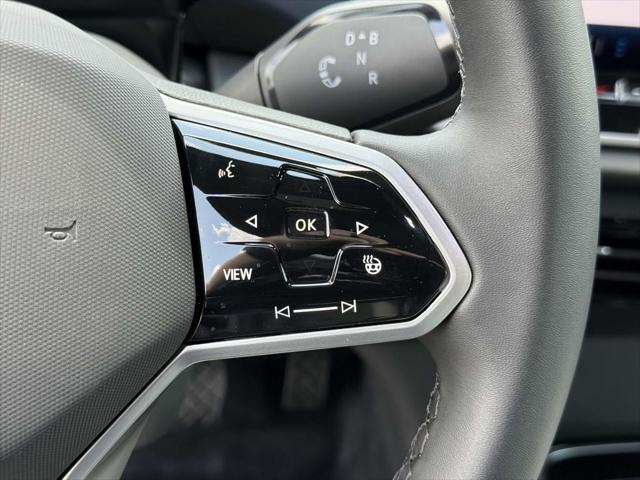 new 2025 Volkswagen ID.4 car, priced at $52,443