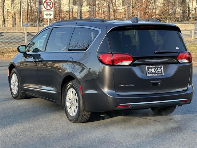 used 2017 Chrysler Pacifica car, priced at $14,777