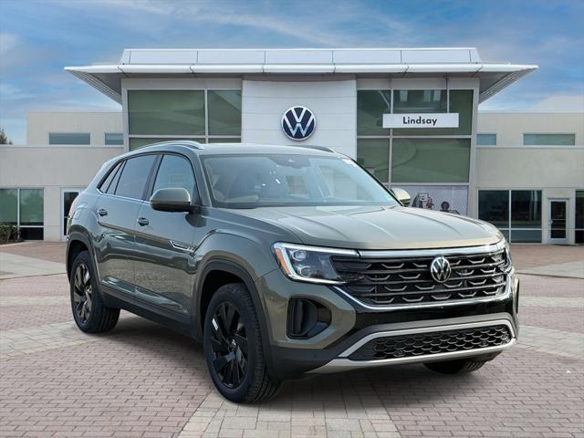 new 2025 Volkswagen Atlas Cross Sport car, priced at $44,579