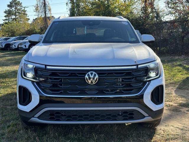 new 2025 Volkswagen Atlas Cross Sport car, priced at $43,656