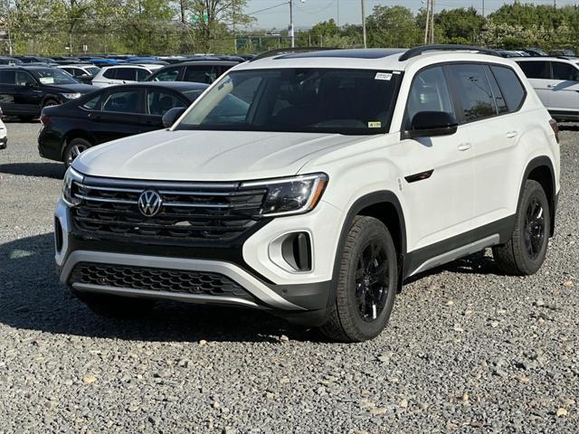 new 2024 Volkswagen Atlas car, priced at $47,600