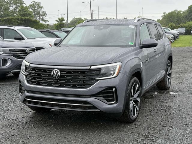 new 2025 Volkswagen Atlas car, priced at $53,463