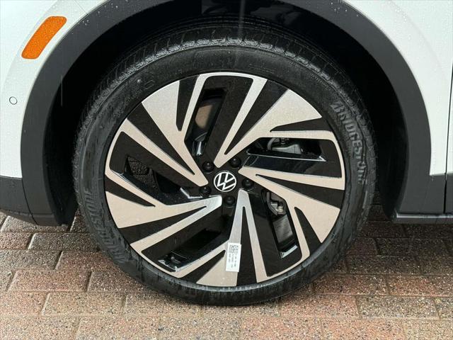 new 2025 Volkswagen ID.4 car, priced at $52,879