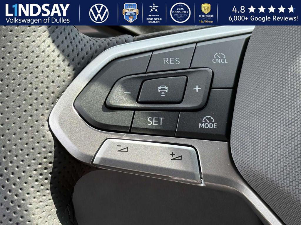 new 2025 Volkswagen Tiguan car, priced at $37,242