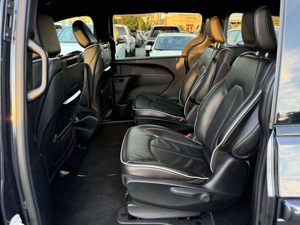 used 2019 Chrysler Pacifica Hybrid car, priced at $26,997