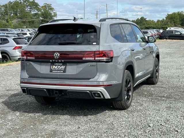 new 2024 Volkswagen Atlas car, priced at $44,105