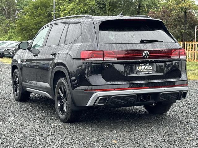 new 2024 Volkswagen Atlas car, priced at $43,726