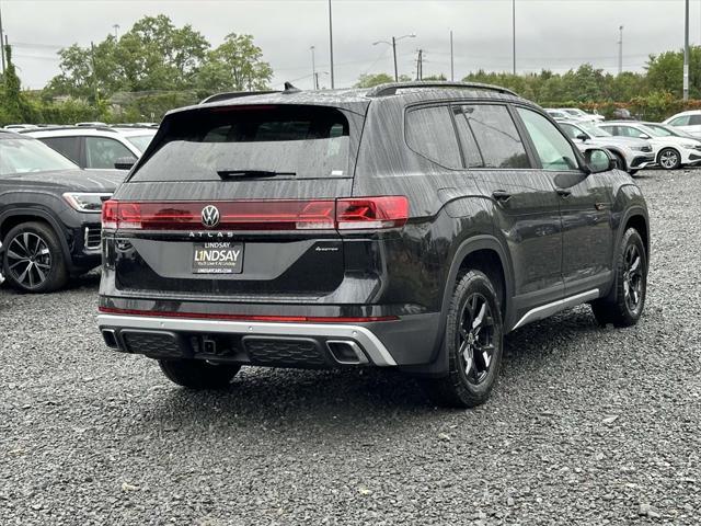 new 2024 Volkswagen Atlas car, priced at $43,726