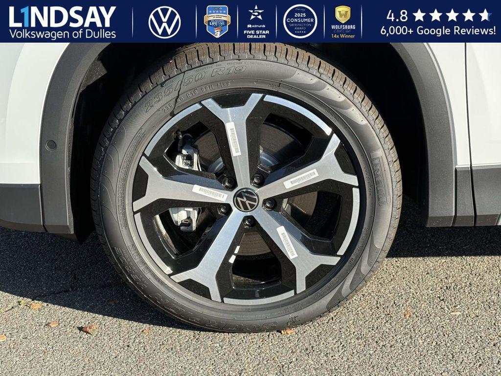 new 2025 Volkswagen Tiguan car, priced at $32,279