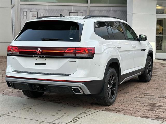 new 2025 Volkswagen Atlas car, priced at $45,284