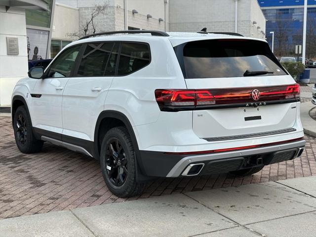 new 2025 Volkswagen Atlas car, priced at $45,284