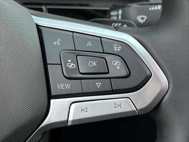 new 2025 Volkswagen Atlas car, priced at $44,784