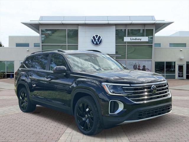 new 2024 Volkswagen Atlas car, priced at $42,400