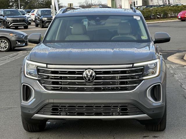 new 2025 Volkswagen Atlas car, priced at $44,165