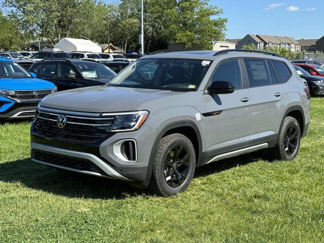 new 2024 Volkswagen Atlas car, priced at $48,008