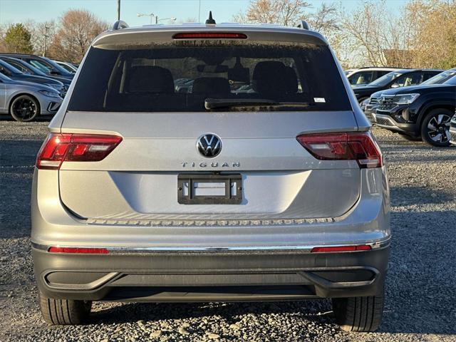 new 2024 Volkswagen Tiguan car, priced at $26,489