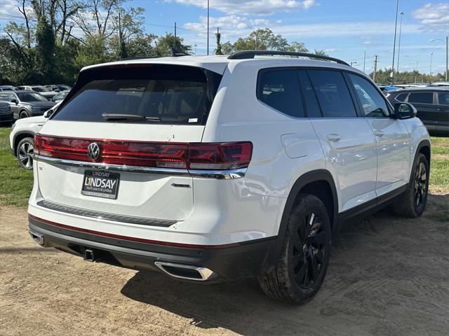 new 2024 Volkswagen Atlas car, priced at $39,693